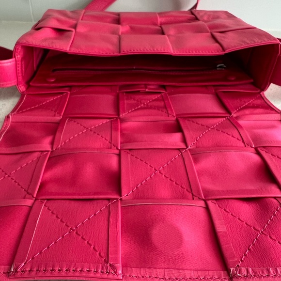 Bottega Veneta Cassette Intrecciato Leather Crossbody Bag Barbie Pink Hot Pink - Picture 12 of 12